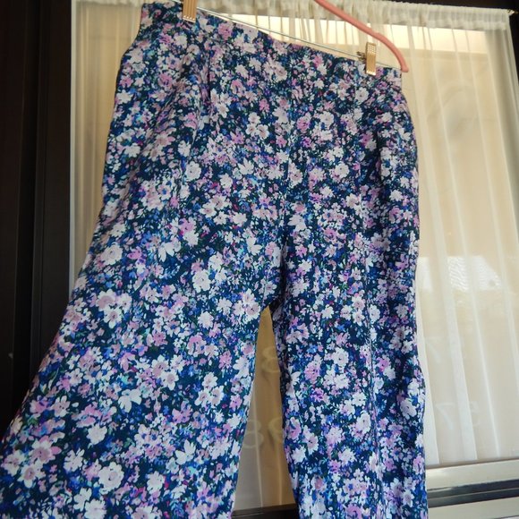 WAYF Floral Wide Leg High Waist Flowy Pants - Picture 2 of 5